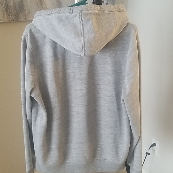 Burberry - Picture 5 of 7